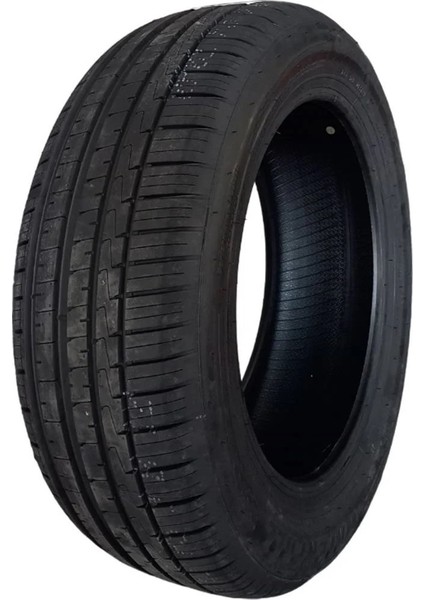 Waterfall 215/55R17 94W Unique Uhp Oto Yaz Lastiği (Üretim TARIHI:2026)